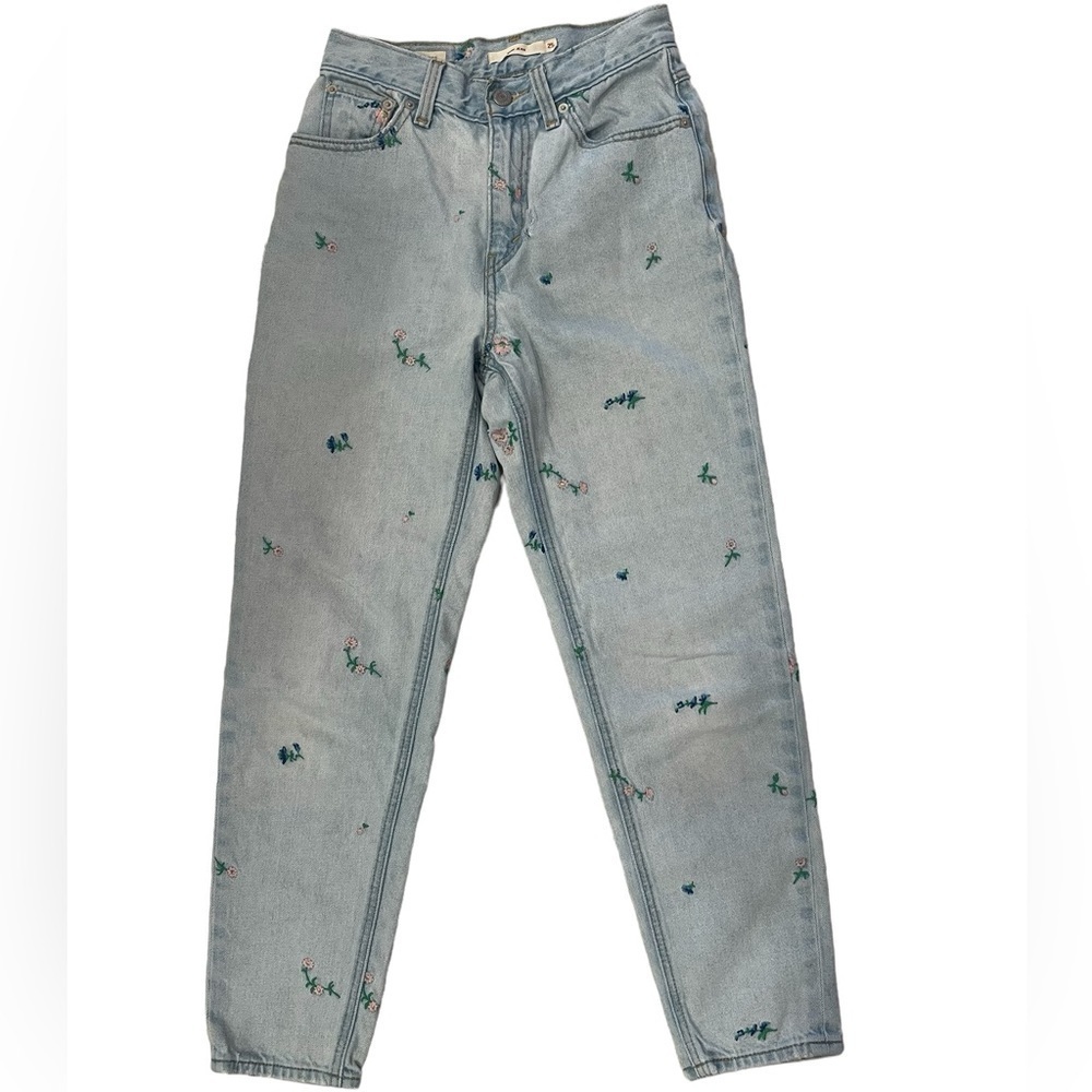 LEVI’S | Floral Embroidered Mom Jeans | Size 24